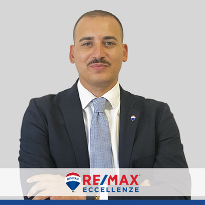 Antonio De Rosa dell'agenzia RE/MAX Eccellenze di Napoli con ruolo ...