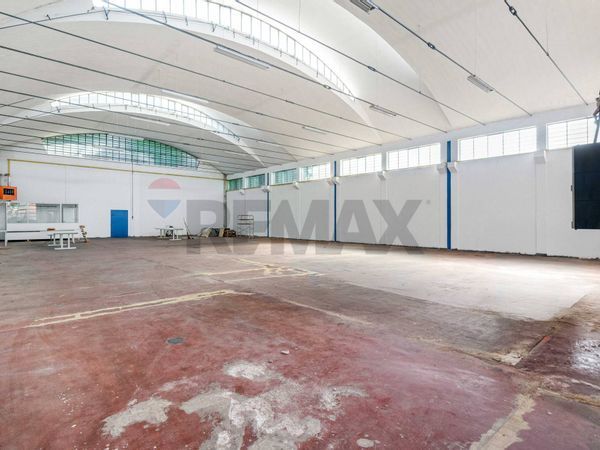 Capannone Industriale San Salvatore, Malnate, VA Affitto