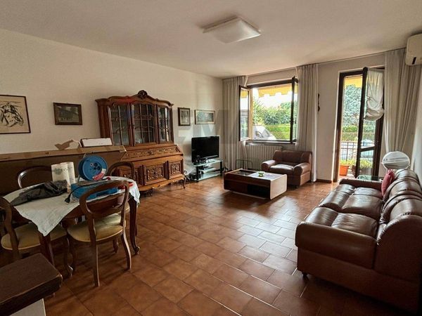 Stanza Mozzo, BG Affitto