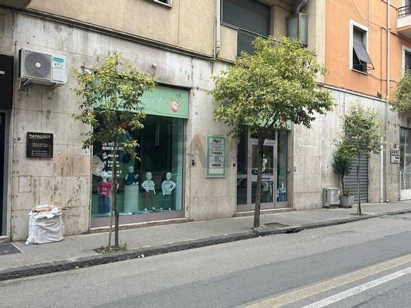Locale Commerciale Mazzini, Cosenza, CS Vendita - Foto 2