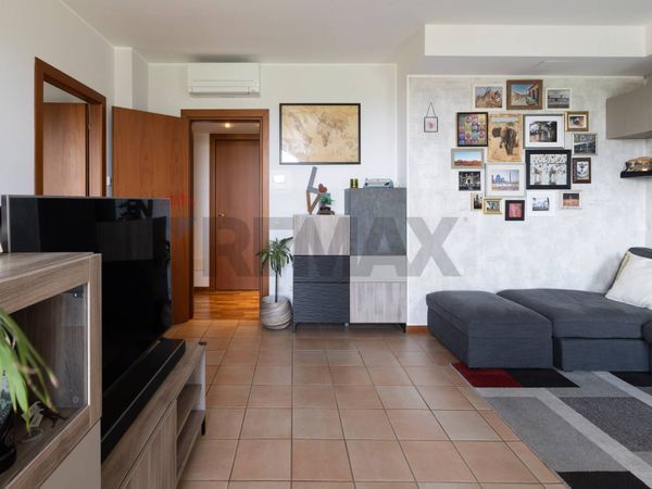 Appartamento Besana in Brianza, MB Vendita - Foto 2