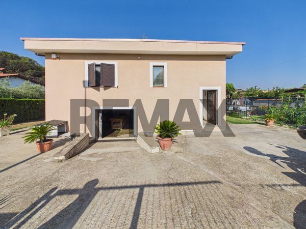 Villa singola Ponton dell'Elce, Anguillara Sabazia, RM Vendita - Foto 3