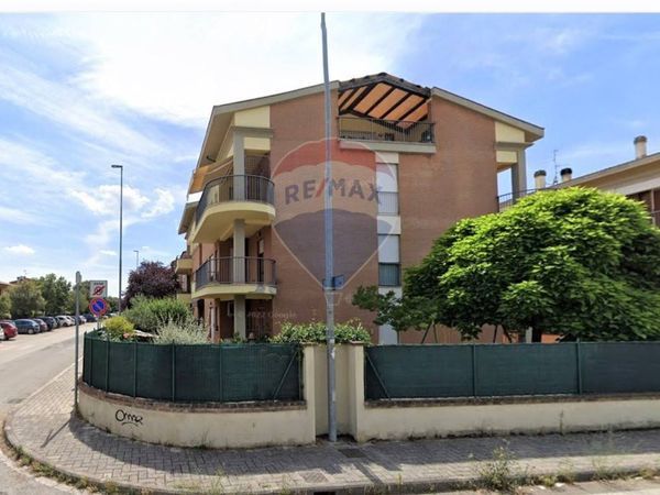 Appartamento Zona Viale Firenze, Foligno, PG Vendita - Foto 2