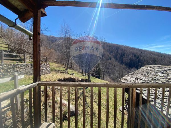 Casa Indipendente Fontainemore, AO Vendita