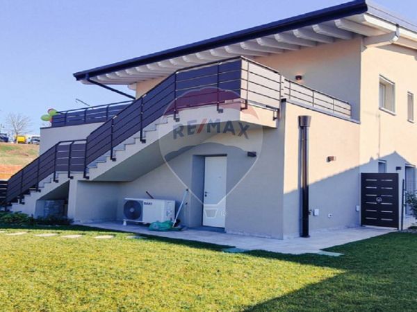 Nuove costruzioni Desenzano del Garda, BS Vendita