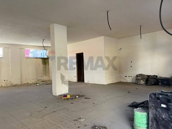 Locale Commerciale Sant'Antimo, NA Affitto - Foto 4