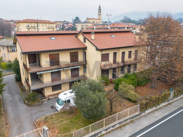 Casa Indipendente Barzago, LC Vendita