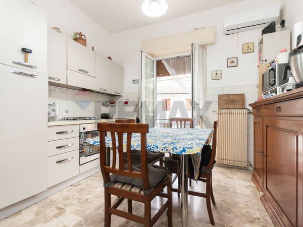 Appartamento Serra Riccò, GE Vendita