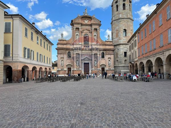Locale Commerciale Centro storico, Reggio nell'Emilia, RE Affitto - Foto 3