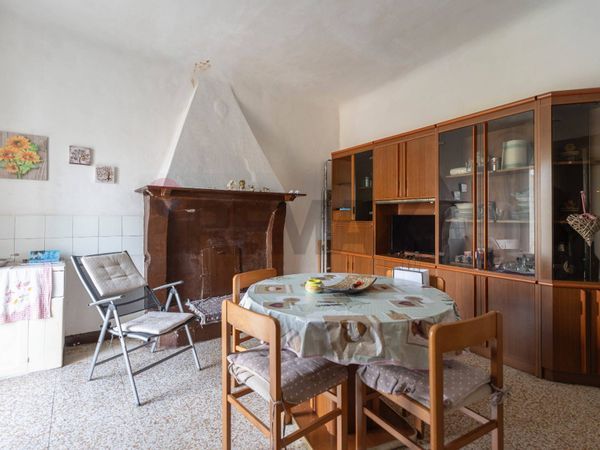 Appartamento Arcevia, AN Vendita