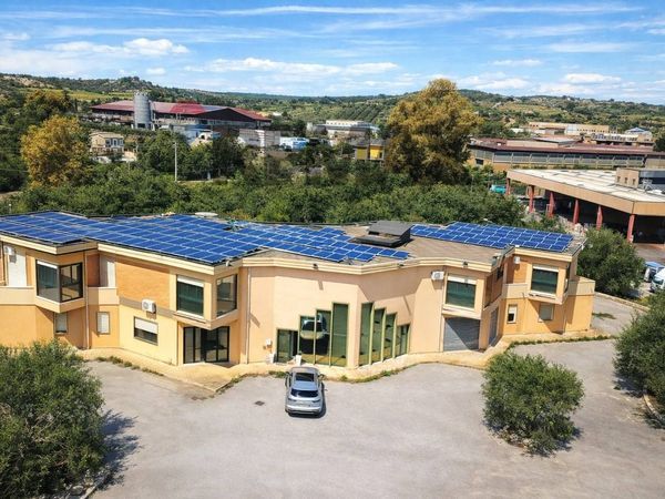 Commerciale Altro Periferia, Caltanissetta, CL Vendita