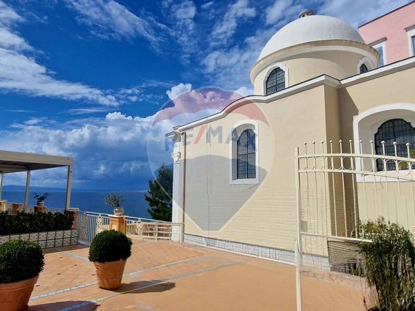 Appartamento Vico Equense (Capoluogo), Vico Equense, NA Vendita