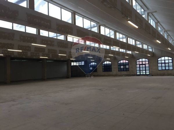 Capannone Industriale Baranzate, MI Vendita