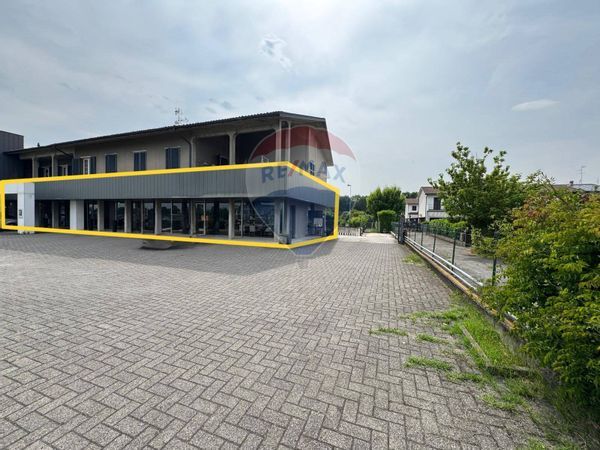 Show room Lurano, BG Affitto - Foto 2