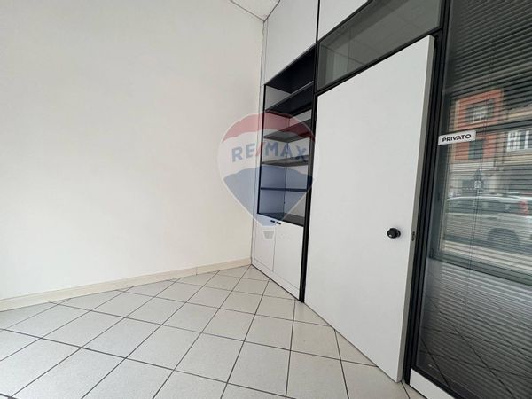 Attività  Commerciale Semicentro, Trieste, TS Affitto - Foto 3