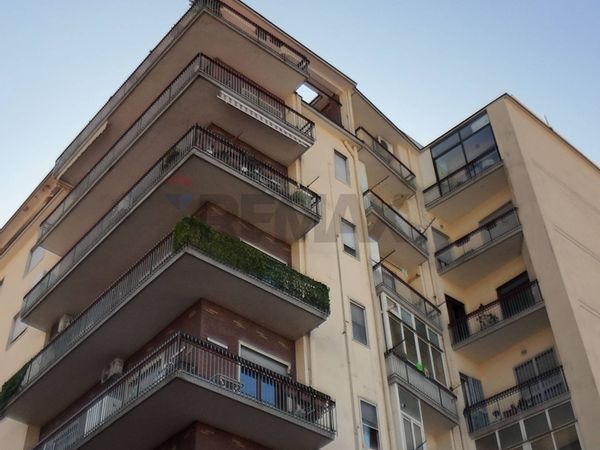 Appartamento Torre del Greco, NA Vendita - Foto 2