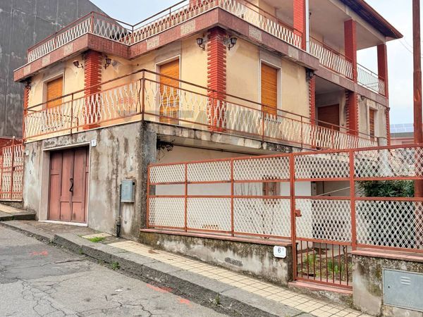 Villa singola Zafferana Etnea, CT Vendita