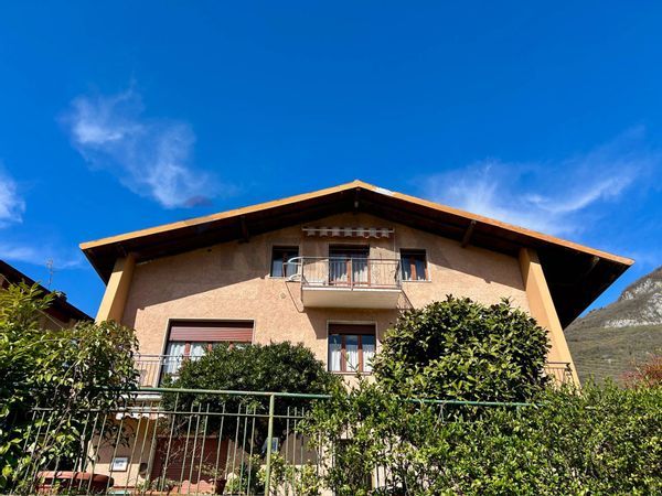 Casa Semindipendente Costa Volpino, BG Vendita