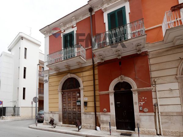 Appartamento Triggiano, BA Vendita