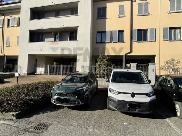 Locale Commerciale Merate, LC Affitto
