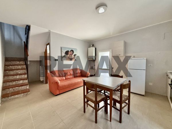 Casa Semindipendente San Giuliano, Castelvetro Piacentino, PC Vendita