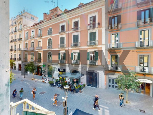 Appartamento Centro Storico, Salerno, SA Vendita