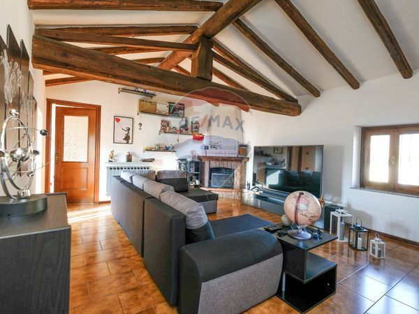 Appartamento Caprino Bergamasco, BG Vendita