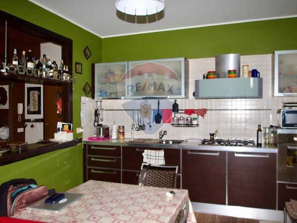 Appartamento Bronte, CT Vendita