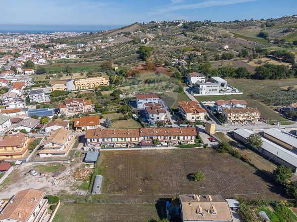 Terreno Edificabile Montesilvano Spiaggia, Montesilvano, PE Vendita