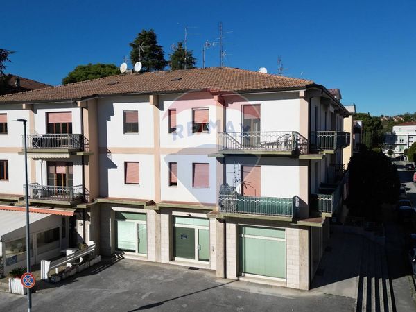 Negozio Jesi, AN Affitto