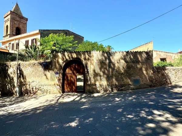 Casa Indipendente Laconi, OR Vendita