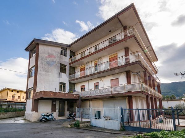 Appartamento Monreale, PA Vendita