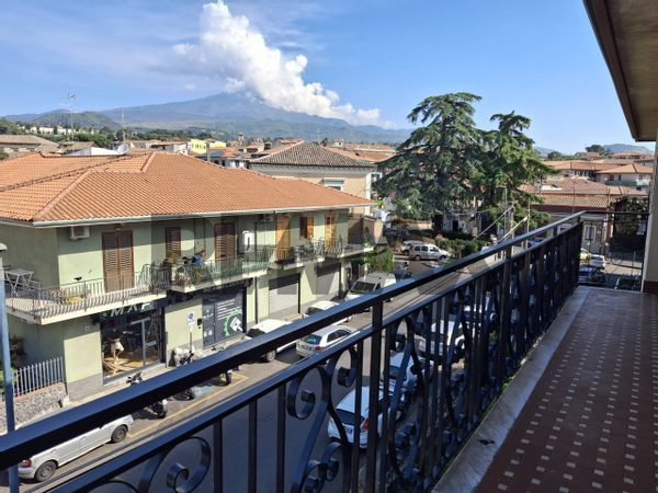 Appartamento Pedara, CT Affitto