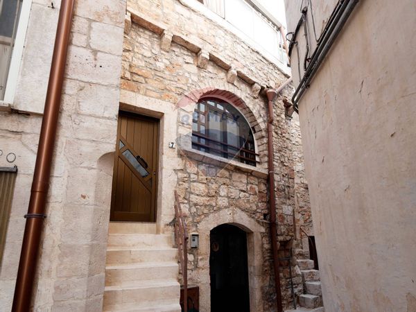 Casa Indipendente Turi, BA Vendita