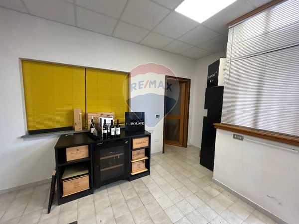 Capannone Industriale Saltrio, VA Affitto - Foto 4