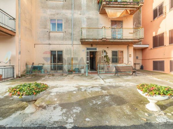 Appartamento Ischia di Castro, VT Vendita