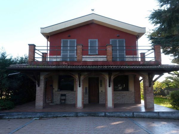 Villa singola Pedara, CT Vendita