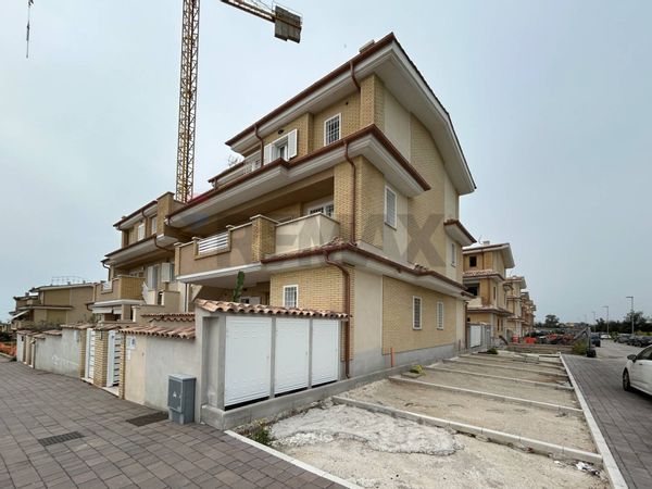 Appartamento Torvaianica Alta, Pomezia, RM Vendita - Foto 2