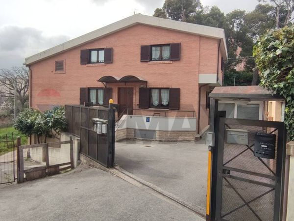 Casa Indipendente Centro, Campobasso, CB Vendita