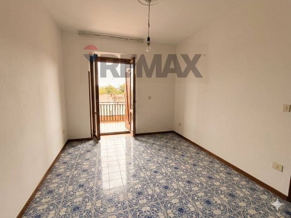 Porzione di casa Gianola, Formia, LT Vendita