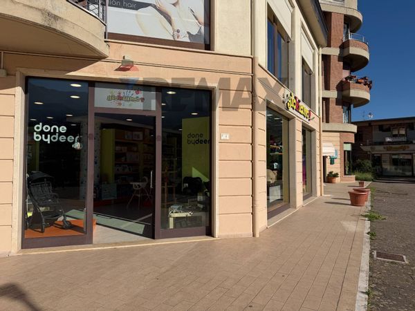 Attività  Commerciale Castel di Sangro, AQ Vendita