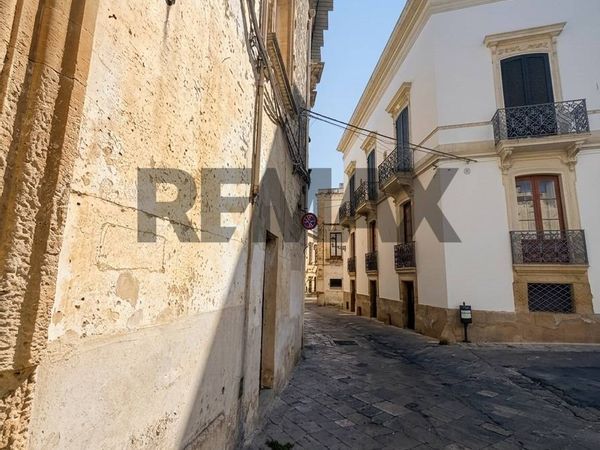 Casa Indipendente Centro Storico, Galatina, LE Vendita - Foto 3
