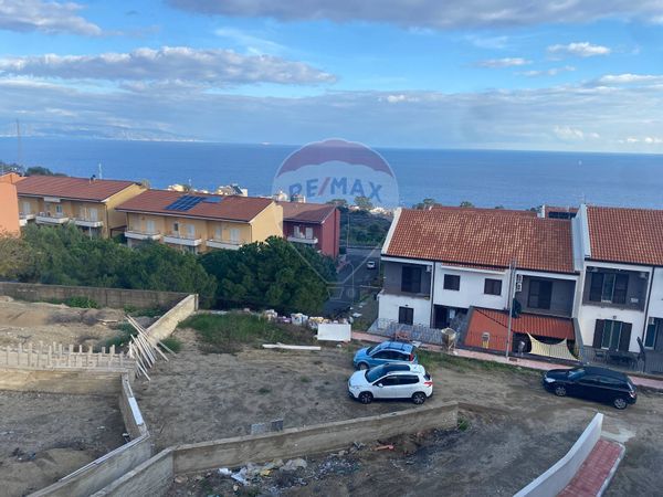 Villa a schiera Santa Teresa di Riva, ME Vendita