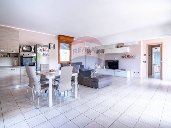 Appartamento Altopiano, Seveso, MB Vendita