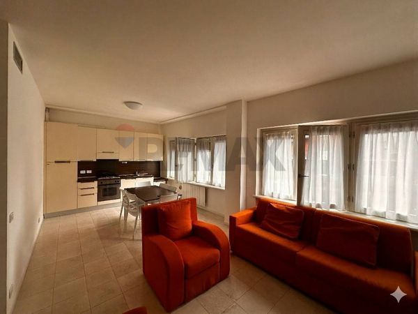 Appartamento Centrale, Bergamo, BG Affitto