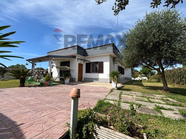 Villa singola Lido dei Pini, Anzio, RM Vendita