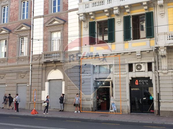 Locale Commerciale Stampace, Cagliari, CA Vendita