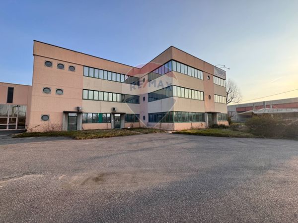 Locale Commerciale Lunetta, Mantova, MN Vendita