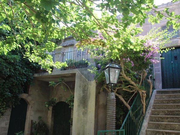 Casa Indipendente Chiaramonte Gulfi, RG Vendita