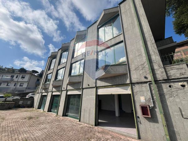 Locale Commerciale Soriano nel Cimino, VT Affitto - Foto 4